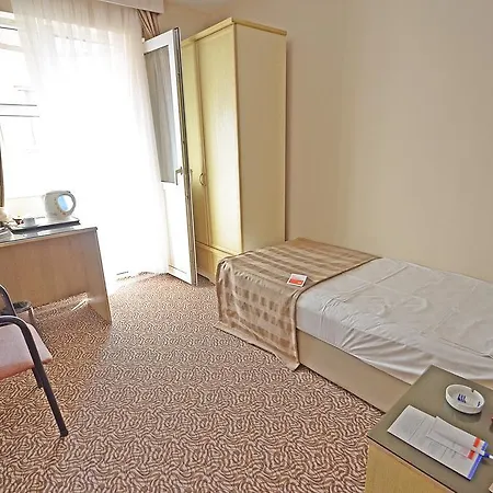 Otel Anittepe 2000 3*